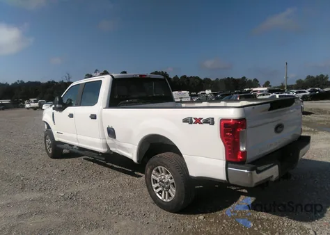 2018 Ford F-250 Xl from USA, damaged, VIN 1FT7W2BT6JEB16890